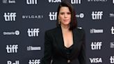 Neve Campbell dit merci au studio d’avoir revu son salaire à la hausse pour « Scream 7 »