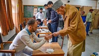Historic voter turnout in Srinagar marks changing political landscape in Kashmir