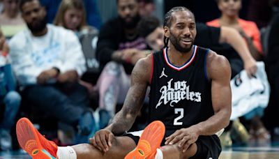 Kawhi Leonard (rodilla) sigue en duda para J1