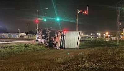 Overnight severe storms cause damage, box truck to overturn in Shawnee