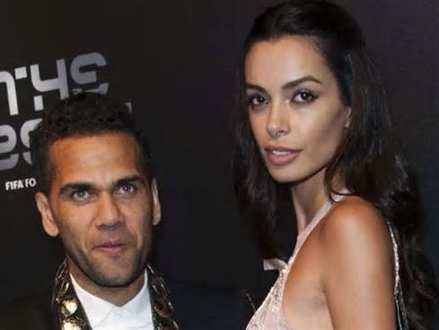 La decisión de Dani Alves y Joana Sanz que ha enfadado y mucho a la familia del jugador