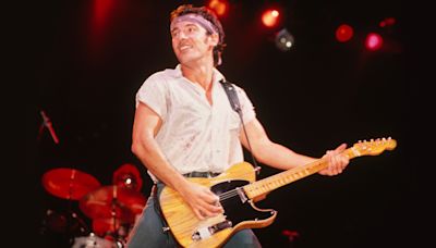 Learn 4 Bruce Springsteen guitar chords and inspire your own guitar glory days