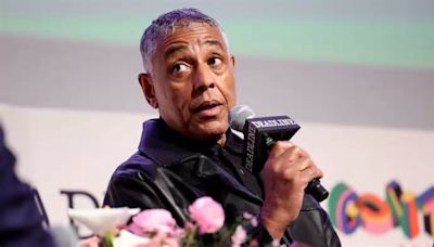 La impactante razón por la que Giancarlo Esposito pensó en planear su muerte