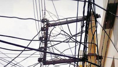 Cobweb of cables threat to Narwana residents