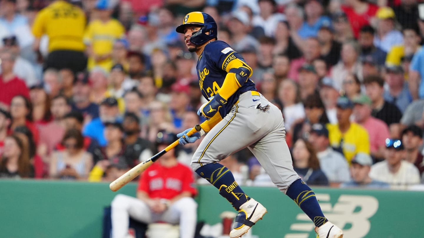 Brewers' William Contreras Signs Popcorn Bucket for Fans in Funny Postgame Encounter