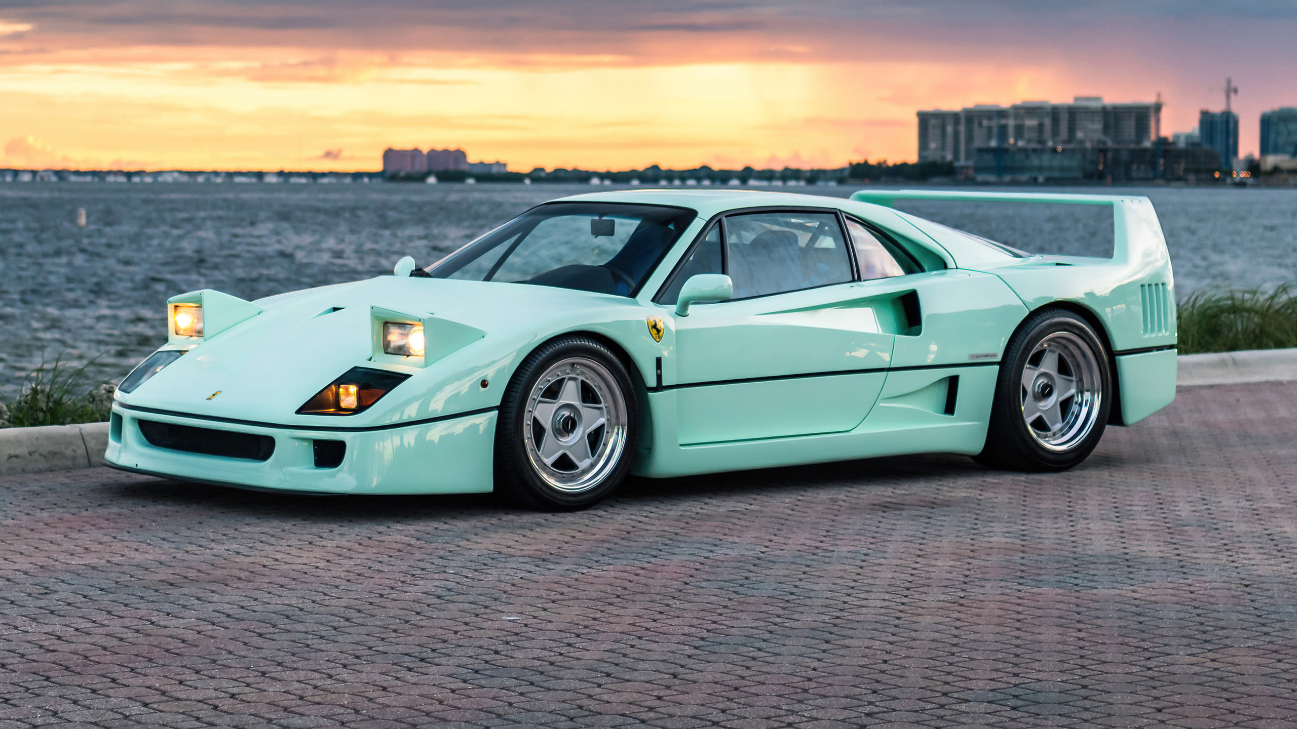 World's Only Mint Green Ferrari F40 Pays Tribute To A 250 GTO | Carscoops