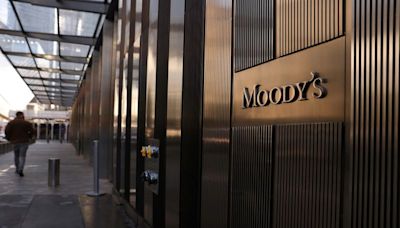 Moody's raises 2024 profit forecast above estimates on robust demand for analytics