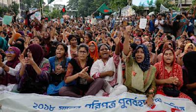 Violent clashes over quota system in government jobs leave scores injured in Bangladesh