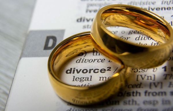 Opinion: What’s really behind the push to end no-fault divorce | CNN