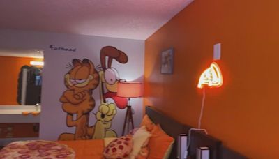 Garfield-themed motel room in Sacramento for a limited time