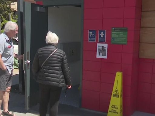 San Francisco public toilet once priced at $1.7M opens to fanfare, relief for lowered cost
