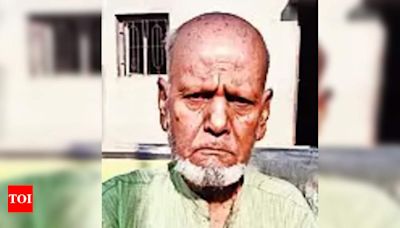 Man who defied Maoists' poll boycott call and lost hand passes away | Ranchi News - Times of India