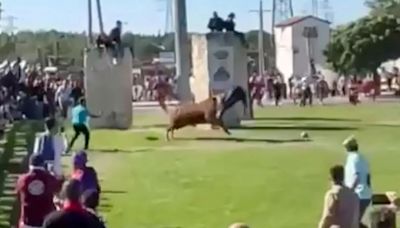 Horror moment raging bull impales runner & tosses him around like ragdoll