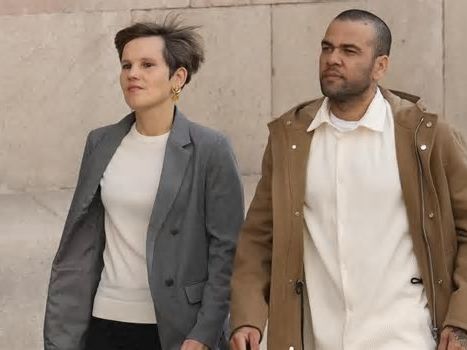 Radical cambio de actitud de Dani Alves: así ha llegado este jueves a la Audiencia de Barcelona