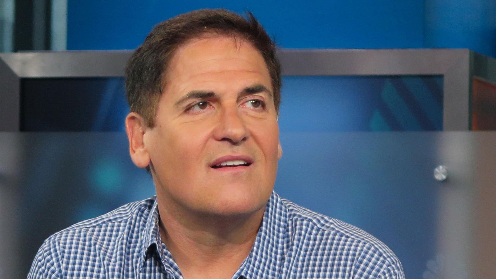 Harris And Trump’s Biggest Celebrity Endorsements: Mark Cuban, Rosanne Barr and More