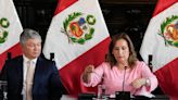 Presidente do Peru publica decreto que classifica transexualidade como doença
