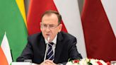 Poland, Baltic states threaten to close borders with Belarus