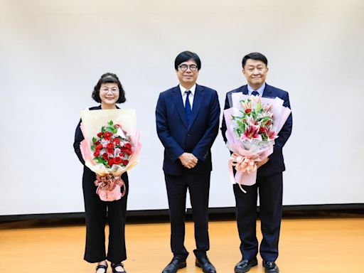 高雄大學迎新校長 陳其邁出席祝福期許共同帶領高雄邁向國際 | 蕃新聞