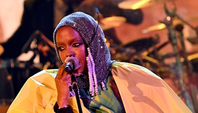 What's the 4-1-1 Lauryn Hill is coming to Philly | ALT 104.5 | iHeartMedia Communities: Philadelphia