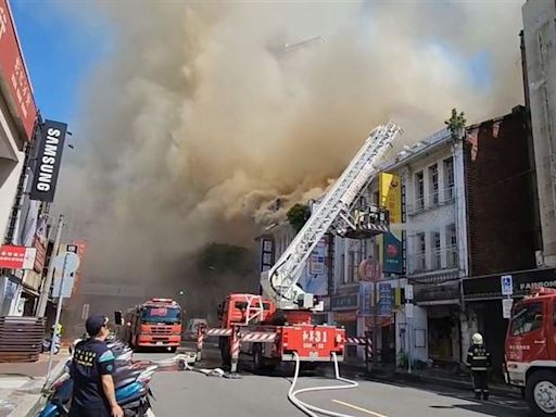 彰化「八卦園旅館」見證百年繁華！7連棟街屋慘遇祝融燒光 耆老嘆不捨