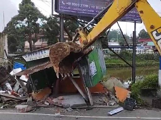 Siliguri BJP MLA Shankar Ghosh slams administrative body for 'half hearted' efforts in demolition drive