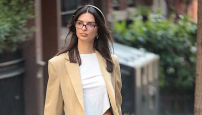 Emily Ratajkowski: toda su colección de zapatillas