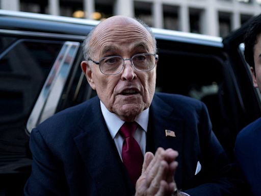 ¿Por qué Rudy Giuliani fue inhabilitado para ejercer la abogacía en Nueva York?