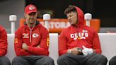 Alex Smith shares inside details on taking Chiefs’ Patrick Mahomes under his wing in KC