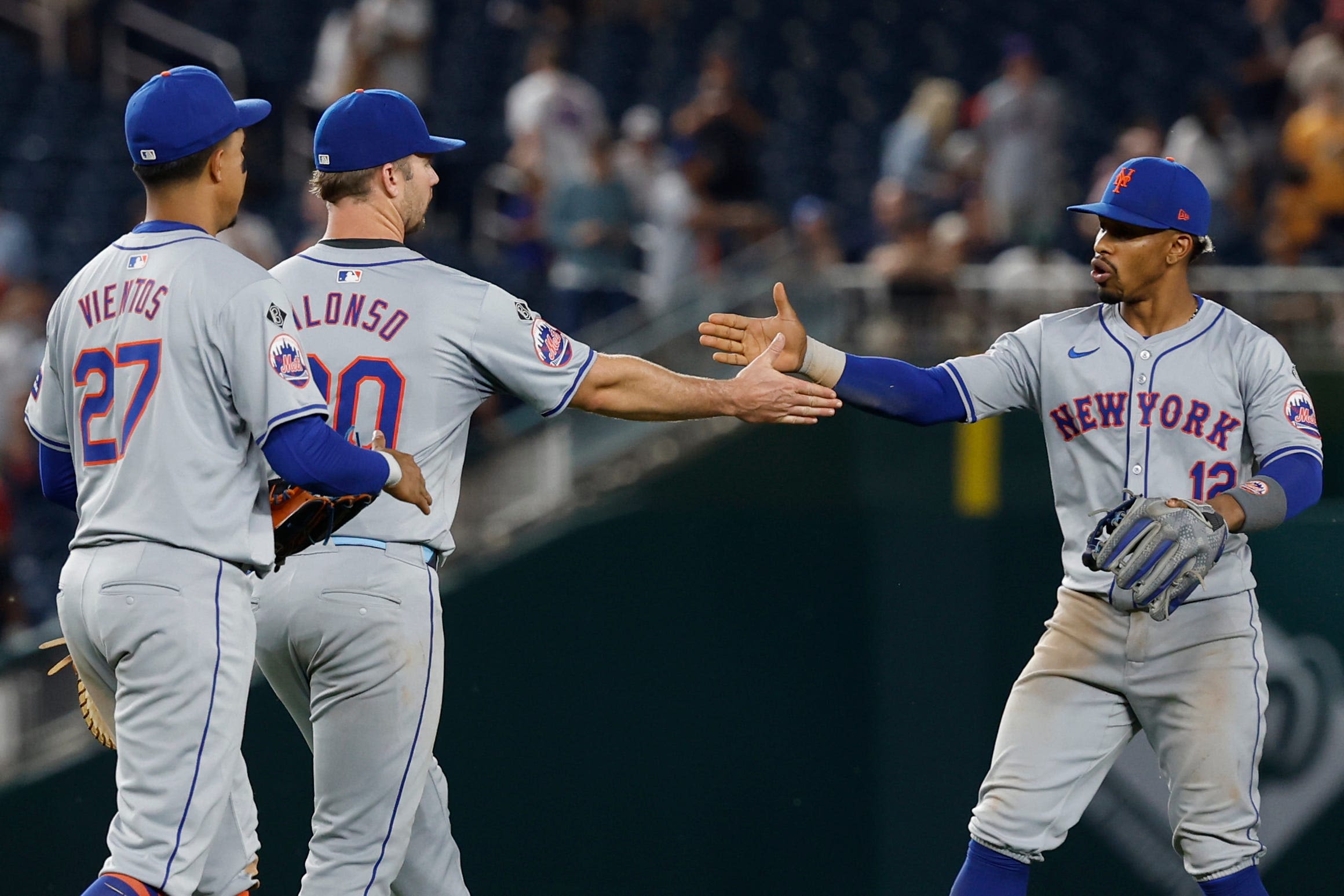 Carlos Mendoza's conviction with lineup, roster choices paid off for Mets. How they did it