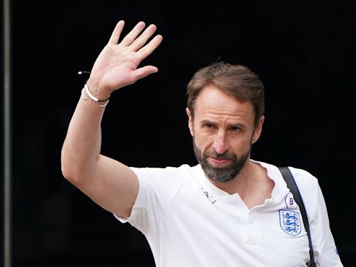 Gareth Southgate LIVE: Reaction as Potter and Howe lead betting odds for next England boss