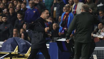 La UEFA castiga con dos europartidos de sanción a Sergi Roberto y Xavi