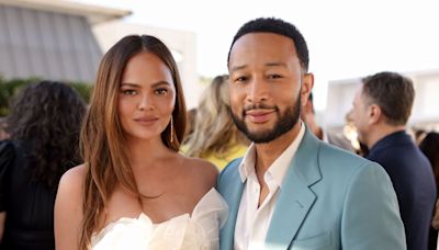 Chrissy Teigen and John Legend's secret split lasted just 30 minutes