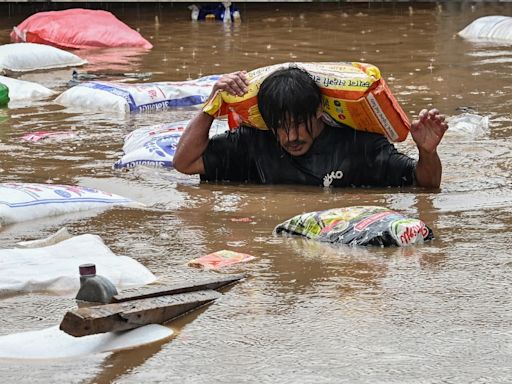 Nepal Floods: Residents Return To Mud-Caked Homes As Death Toll Reaches 170 - News18