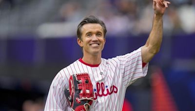 ‘Wrexham’ owner, Phillies fanatic McElhenney enjoys ties to baseball’s top team this season