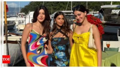 ...s second pre-wedding bash: Shanaya Kapoor makes a style statement with BFF Suhana Khan and Ananya Panday; See pics | Hindi Movie News - Times of India