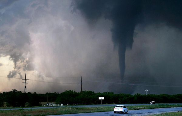 Tornado forecast: NOAA issues rare 'high risk' alert for intense, long-track tornadoes