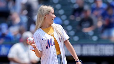 'Hawk Tuah Girl' draws angry reaction from fans for first pitch at Mets game: 'Awful decision'