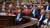 El Parlament aprueba reformar el reglamento que permita el voto telemático de Puigdemont y Puig