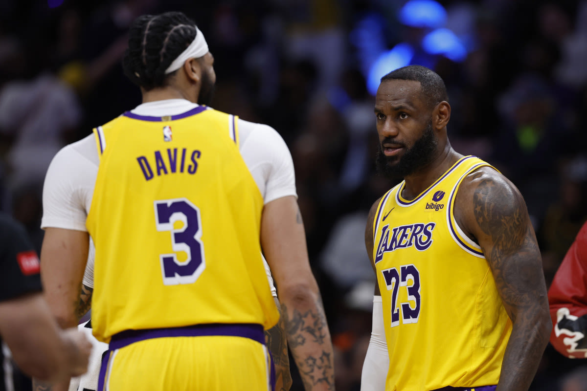 Lakers Have Blockbuster Trade Offer Ready to Send, per Report