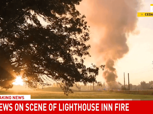 BREAKING NEWS: Lighthouse Inn in Cedar Rapids engulfed in flames