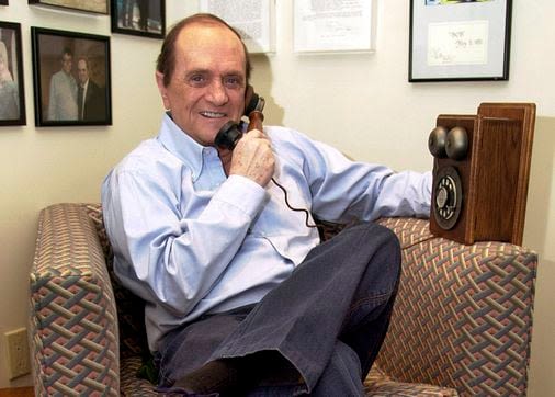 A Globe critic remembers Bob Newhart, as humble and dry-witted in real life as he was on TV - The Boston Globe