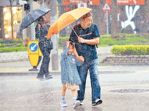 預告發黑雨終落空 玩殘市民