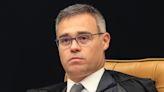 André Mendonça toma posse como ministro titular do TSE