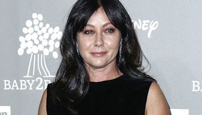 "Beverly Hills, 90210" actor Shannen Doherty dies of breast cancer