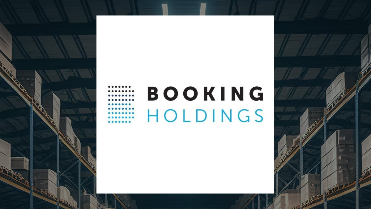 HSBC Increases Booking (NASDAQ:BKNG) Price Target to $4,230.00