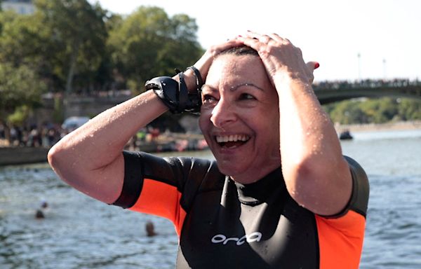 Is the River Seine clean for Olympic swimming? Paris mayor takes a dip to prove a point