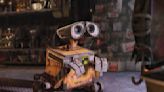 Como Wall-E, Disney creó un robot adorable que interactúa con humanos para integrarlo a sus parques