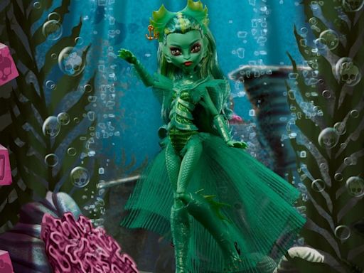 CREATURE FROM THE BLACK LAGOON Creeps Into Monster High Skullector Series