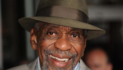 Bill Cobbs, character actor known for 'Air Bud' and 'The Bodyguard,' dies at 90