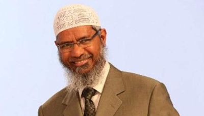 Watch | Fugitive preacher Zakir Naik, wanted by NIA, gets red carpet welcome in Pakistan | Today News